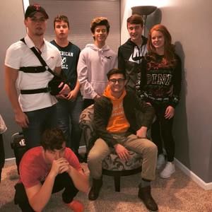 Meet your Posher, Mitchell